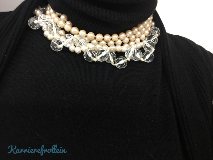 Perlenkette und Bastelperlen